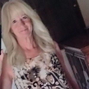 Meet your Posher, Cynthia